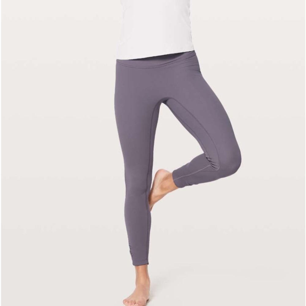 LULULEMON Awakening Tight 25” Yoga Workout Gym